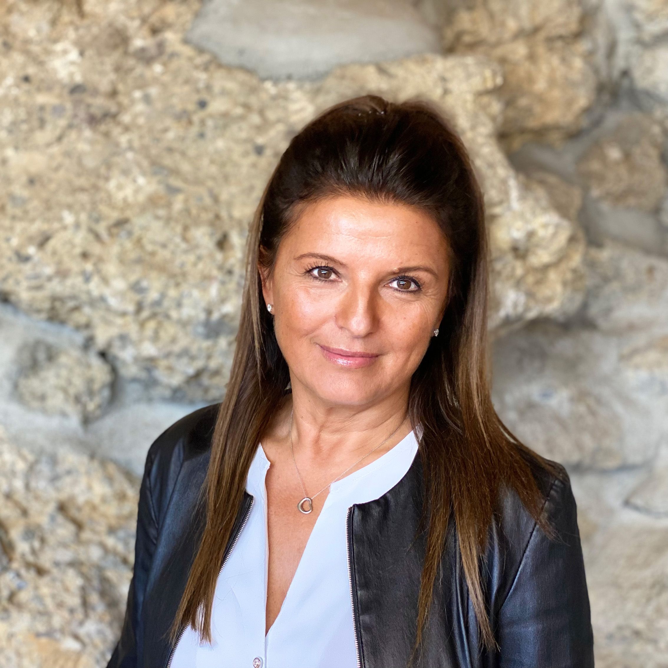 Stefanie Schrobenhauser